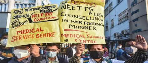 Thousands Of Residents Doctors Protest Against Delay In Neet Pg 2021