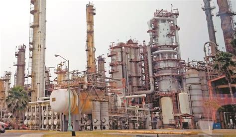 Gobierno de Nuevo León clausura la refinería de Cadereyta El Pueblo