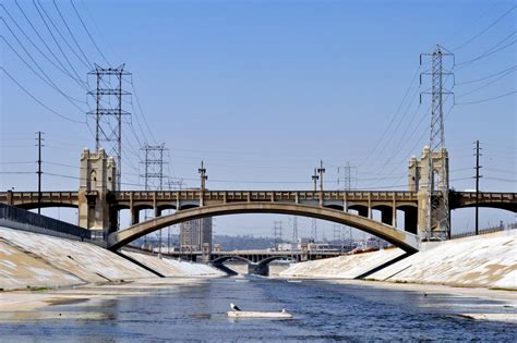 Play The La River Artplace