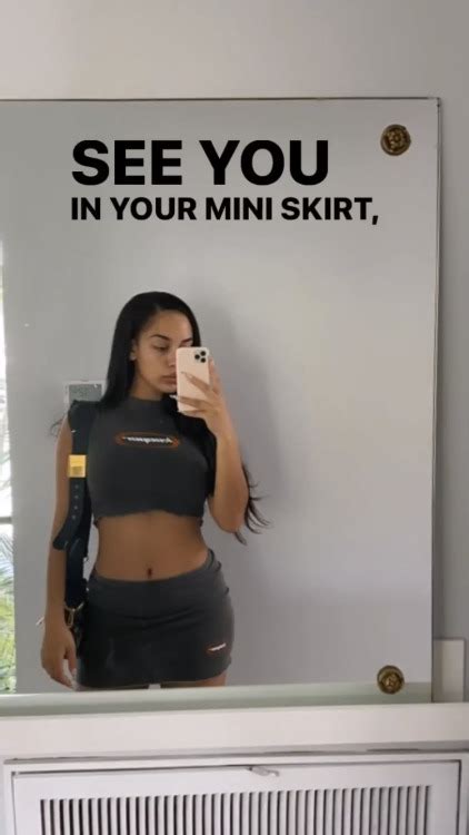 Pin By 🧿’ On α є ѕ т н є т ι ¢ я é F ℓ є χ ι σ и Mirror Selfie Mirror Wall Mini Skirts