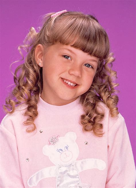 Stephanie Tanner Season 8