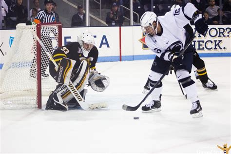 No 11 Mens Hockey Splits Home Series Against American International After 3 2 Overtime Loss