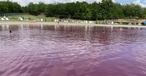 U Srbiji postoji pink jezero renovirana Termalna banja Pačir