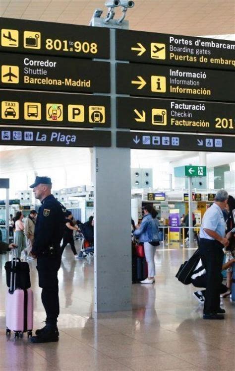 El Aeropuerto Barcelona Asesta Un Golpe De Estilo A Barajas