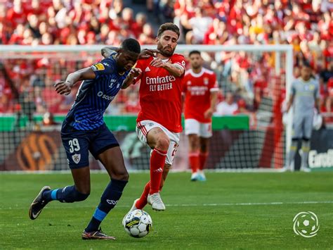 SL Benfica 3 0 CD Santa Clara Schmidt Chegou Viu E Venceu