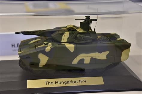 Gur Khan attacks!: Венгрия подписала контракт на закупку 218 боевых ...
