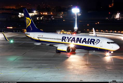 EI DCY Ryanair Boeing 737 8AS WL Photo By Roland Winkler ID 341015