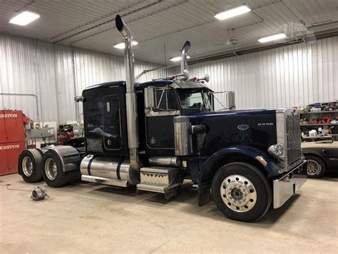 Peterbilt Exhd Semi Tractor For Sale