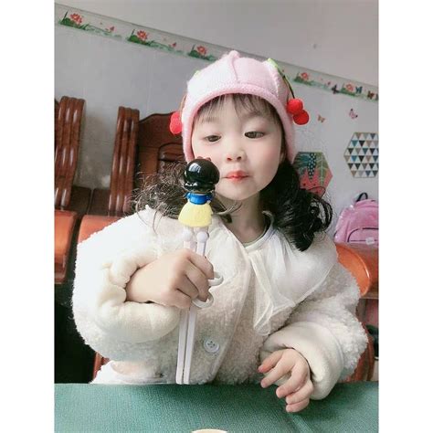 Mua Đũa tập ăn trẻ em Snow White bạch tuyết Disney giá rẻ nhất | TecKi.Vn