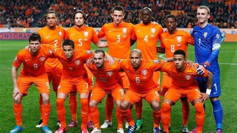 The Downfall of Dutch football