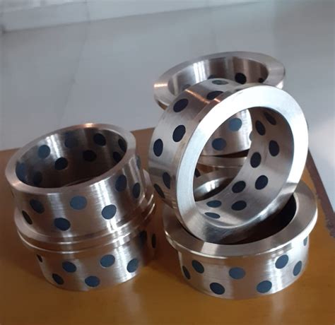 Cylindrical Machined Finishing Oiless Graphite Filled Bronze Bushes