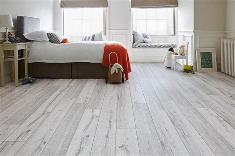 Series Woods Professional 12mm Laminate Flooring Grey Oak