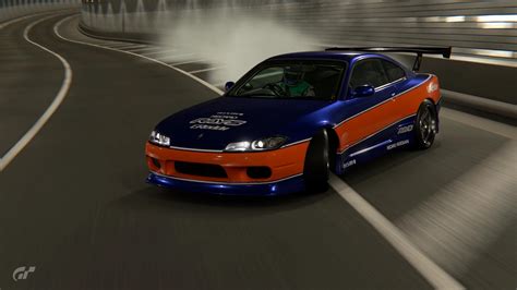 The Mona Lisa S15 Drifting Tokyo R Granturismo