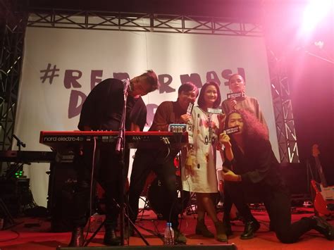 Reformasidikorupsi On Twitter Konser Mendesaktapisantuy Vol