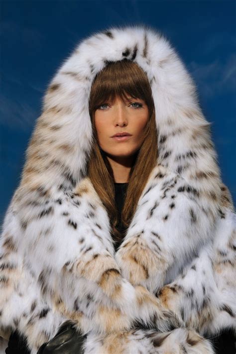 Pin On Fur 2 Fur Coats Women Fur Fur Fashion