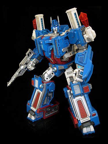 Masterpiece Ultra Magnus | Transformers masterpiece, Transformers ...