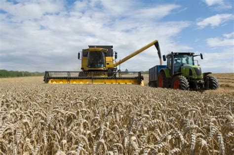 10 Best Harvesting Machines in the USA for Small-Scale and Large-Scale Farms: Prices Included