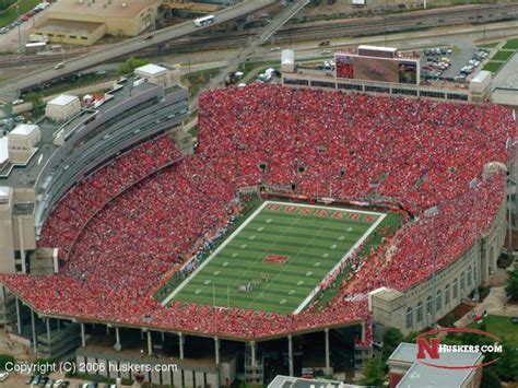 Nebraska Football Stadium Wallpaper - WallpaperSafari