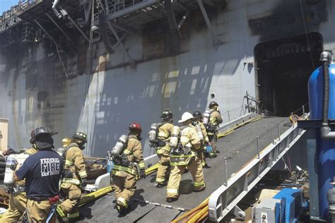 Dvids Images Sailors And Federal San Diego Firefighters Fight Fire