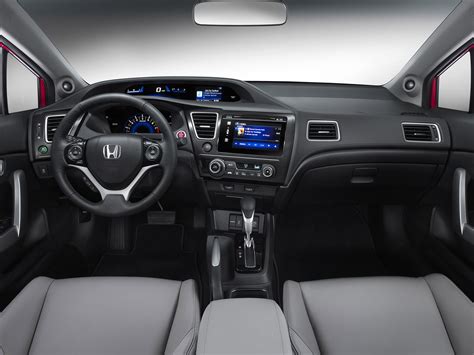 Honda Civic (2014) - picture 9 of 9