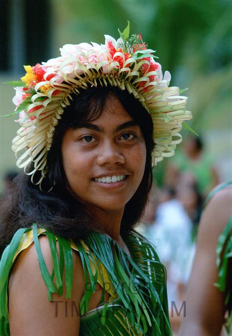 Kiribati Girl Island Of Kiribati South Pacific TIM GRAHAM World