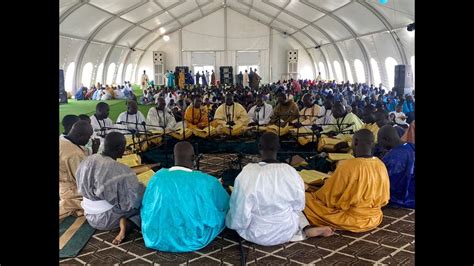 En Direct De Touba D Clamation Qacida L Esplanade Sud De La Grande