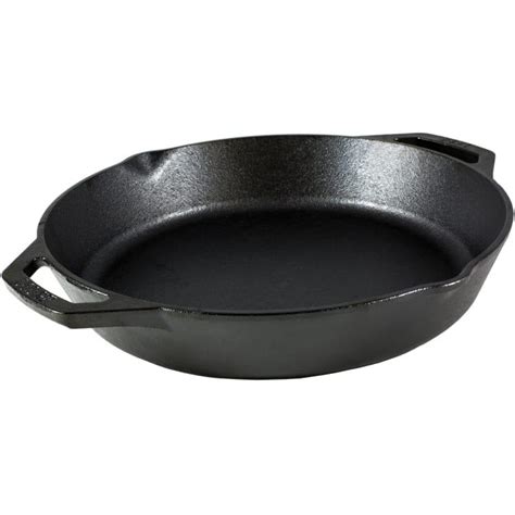 Lodge 12 In Black Cast Iron Pan By Lodge At Fleet Farm