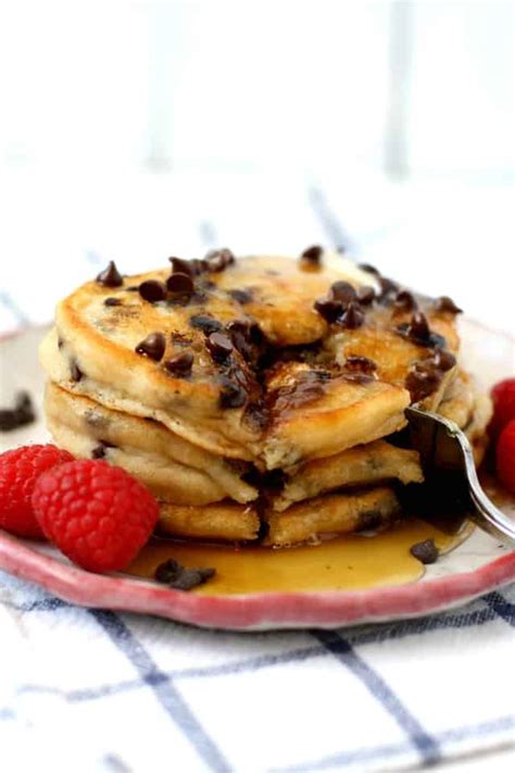 The Yummiest Vegan Chocolate Chip Pancakes The Pretty Bee