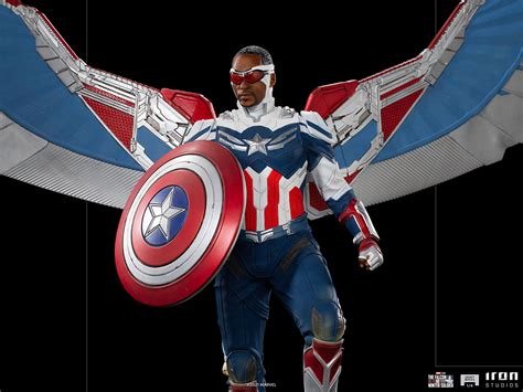 Captain America Sam Wilson Open Wings Version 1:4 Legacy Replica Series Statue by Iron Studios ...