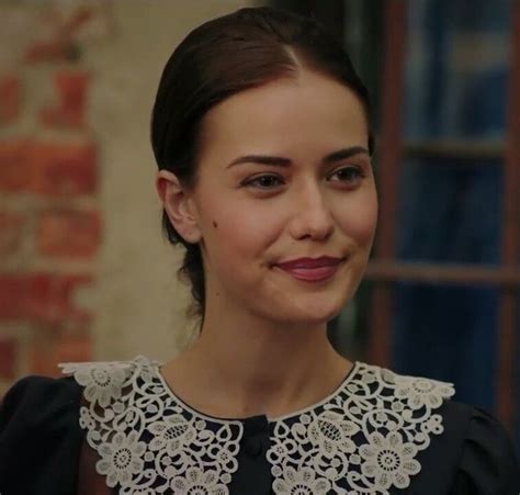 Feride Çalıkuşu Fahriye Evcen Turkish Beauty Dede Merida Baddies