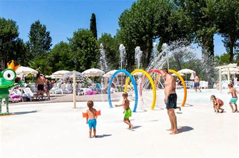 Top Campings In Itali Met Glijbanen En Waterpark