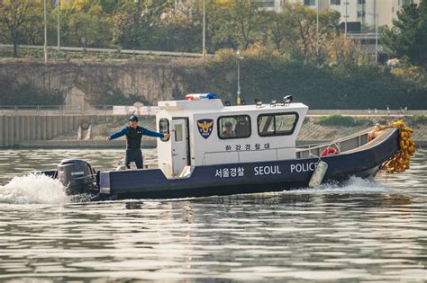 Han River Sets The Stage For Crimes Heroic Rescues In Han River