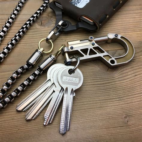 Walletchain With Double Swivel And Ti Bolt Carabiner Keychain