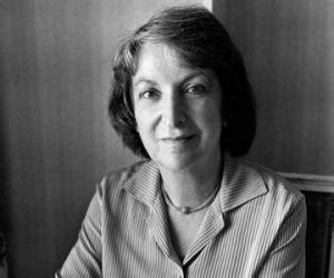 Pauline Kael Biography, Birthday. Awards & Facts About Pauline Kael