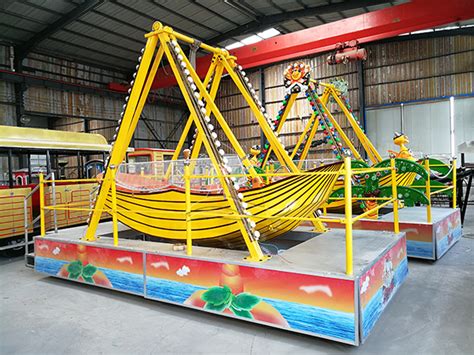 Kids Pirate Ship - Carnival Rides