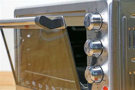 10 Reasons An Oven Thermometer Is As Important As An Oven For Your Kit