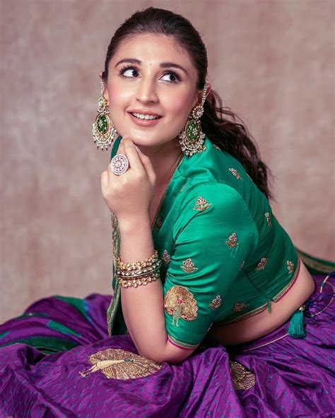 Singer Dhvani Bhanushali Looks Gorgeous In Desi Avtar Bollywoodfever