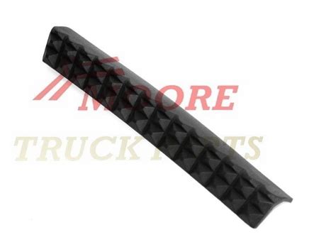 IVECO STRALIS Left Hand Lower Step Element For Sale Refcode TA894093