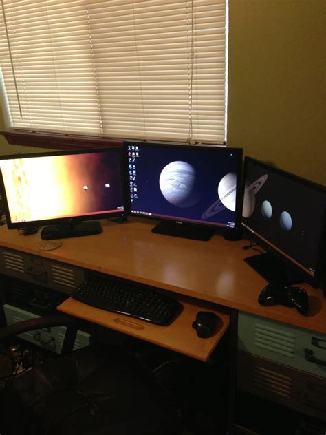 My Current Triple Monitor Setup Rbattlestations