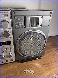 VINTAGE FISHER Boombox PH 492K Stereo Radio Cassette Recorder AM FM