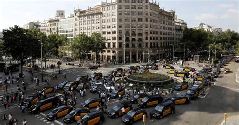 Els Taxistes De Barcelona I Madrid En Vaga Indefinida