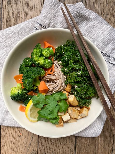 Nouilles Soba Aux L Gumes Sauce Au S Same Et Gingembre Anne Stram Gram