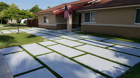 Concrete Pads Traditional Patio Miami By Monster Grass Artificial Turf And Ivy Houzz