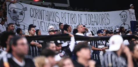 Corinthians Registra Pior Público Na Temporada