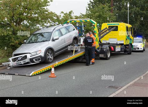 Recovery Truck Uk Hi Res Stock Photography And Images Alamy