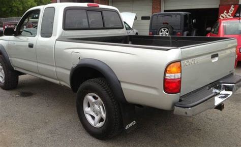 Find Used 2004 Toyota Tacoma Extended Cab 4x4 V6 NICE In Williamstown