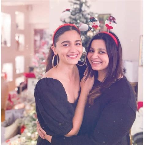 Christmas 2022 From Alia Bhatt To Sonam Kapoor Heres How Bollywood