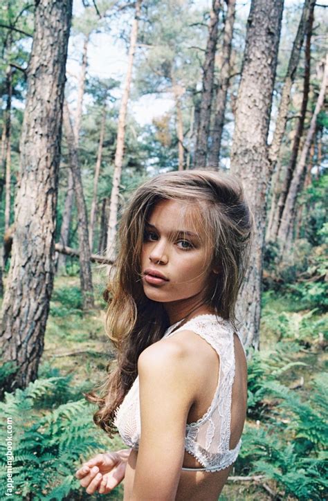 Marine Dandoy Nude OnlyFans Leaks Fappening FappeningBook