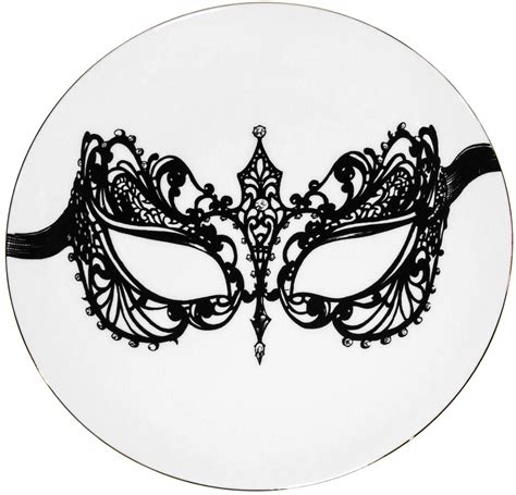 Magic Mask Perfect Plate | Kitchen & Dining | Rory Dobner