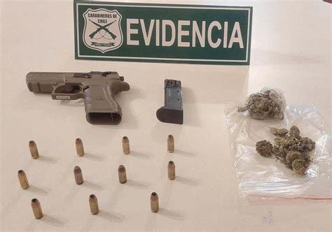 Antofagasta Detienen A Sujetos Portando Una Pistola Municiones Y